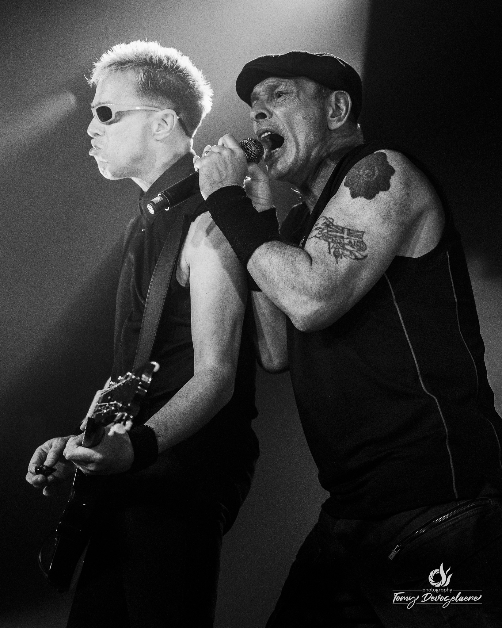 Cocney Rejects - Oilsjt Omploft